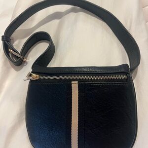 Vici black belt bag